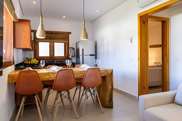 Apê de charme em condomínio exclusivo na R. Mucugê