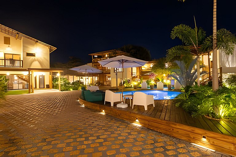 Apê de charme em condomínio exclusivo na R. Mucugê