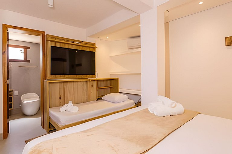 Suíte delícia com 2 piscinas na Rua do Mucugê