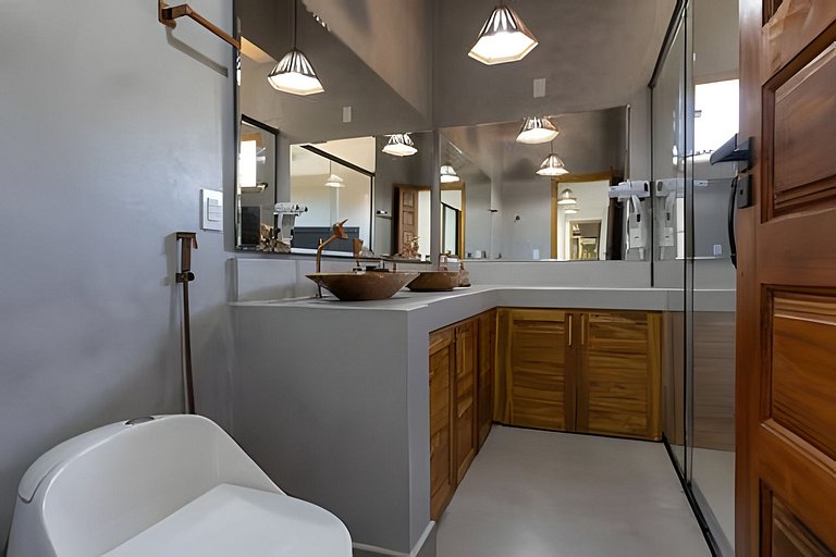 Arraial d´Ajuda | Casa dos sonhos na rua Mucugê